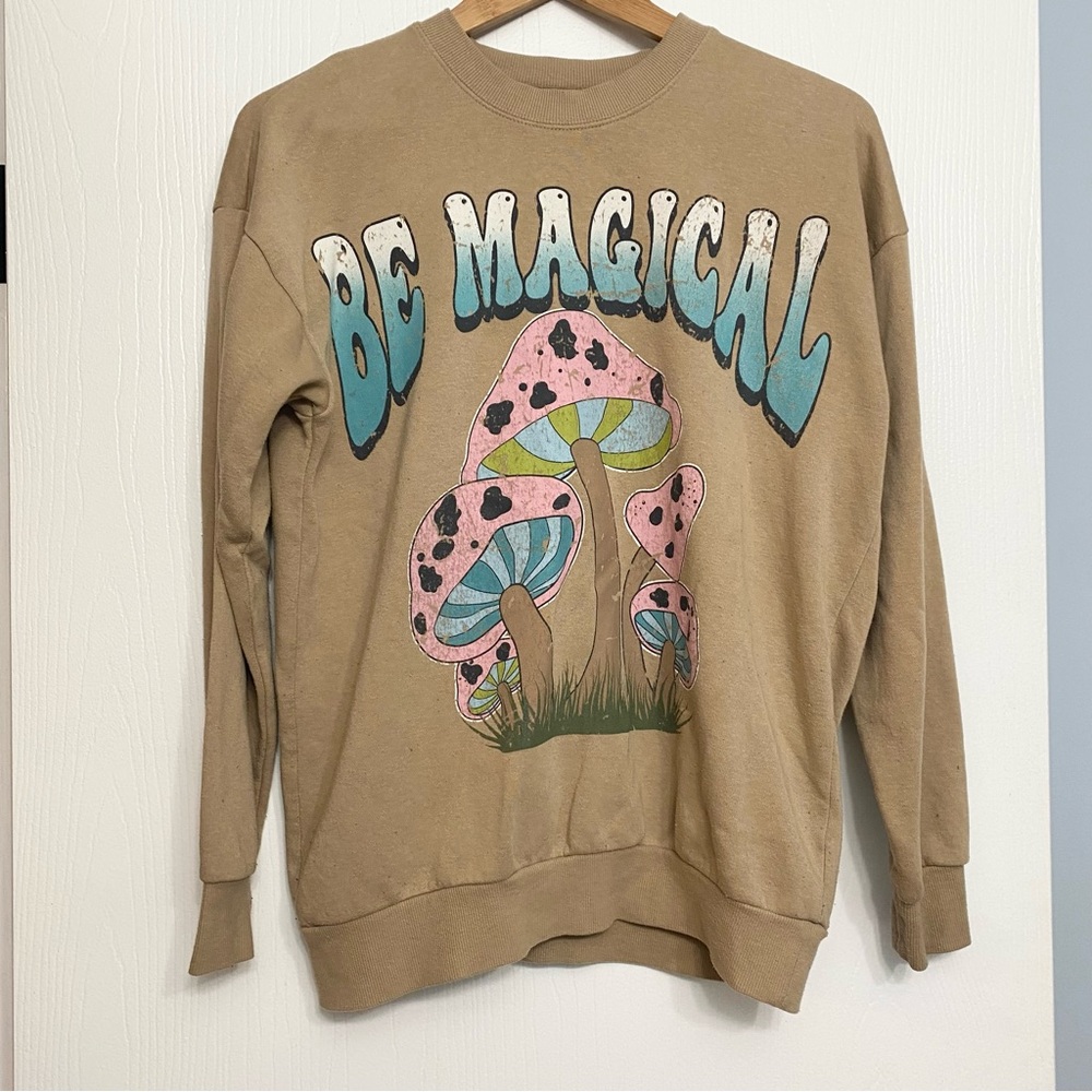 Mushroom Crew Neck Sweatshirt by No Boundaries Size XS Beige
